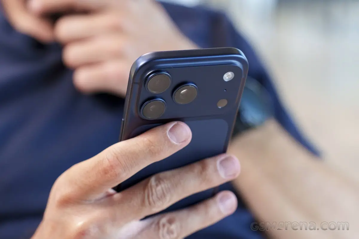 Apple May Launch eSIM-Only iPhone 18 Pro Models in Europe