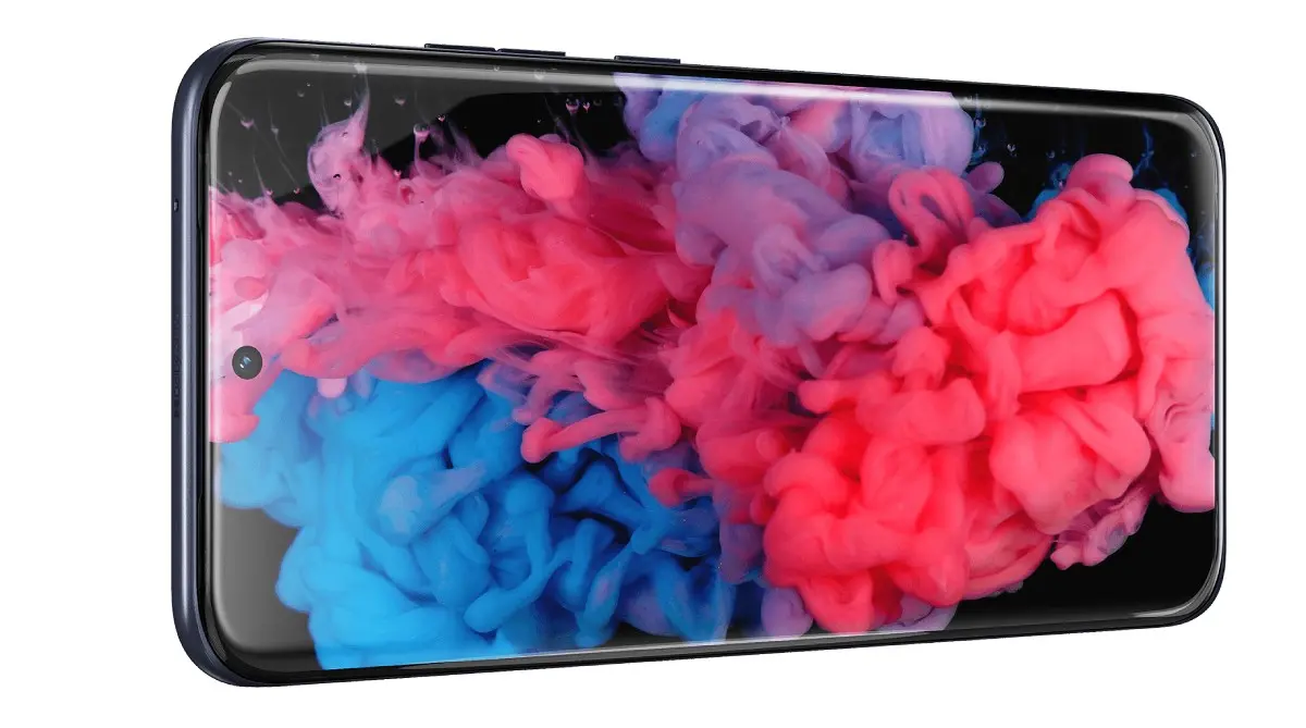 The Edge 70 Fusion has a quad-curved 6.78 inch OLED display