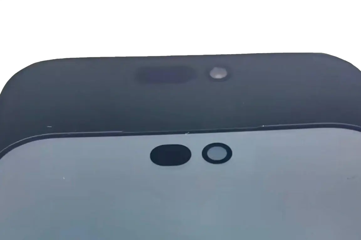 iPhone 18 Pro Screen Protector Leak Shows Narrower Dynamic Island