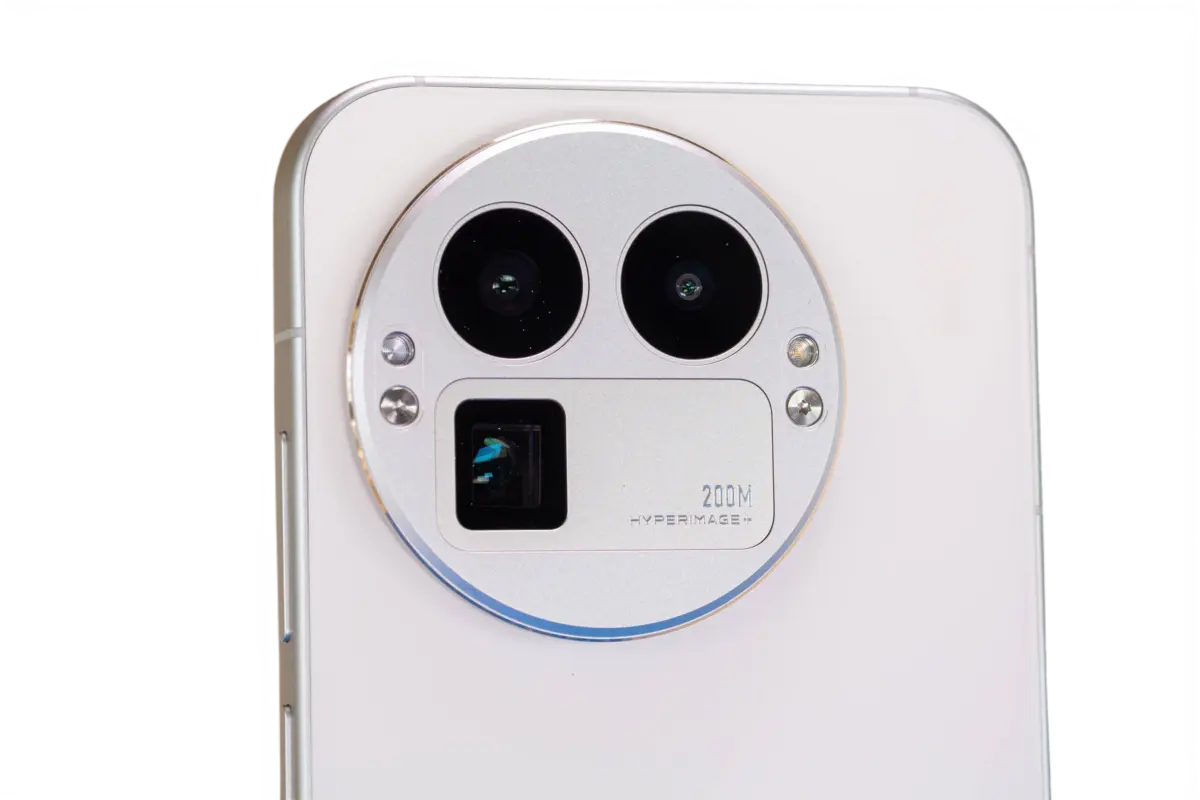 Realme GT 9 Pro Leaks Hint at Dual 200MP Cameras